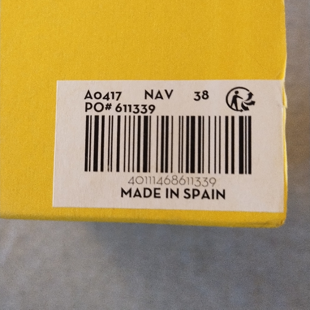 Boden Slip On Espadrille Tassel Mules Flats Women's Size 38 EU - Picture 4 of 16